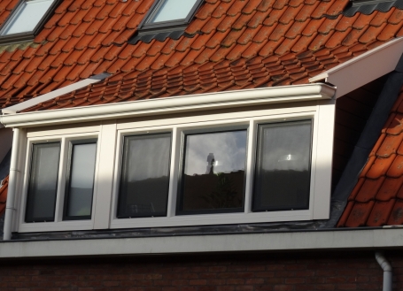 Dakkapel met schuinpannendak Haarlem Noord-Holland